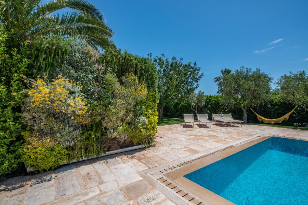 Villa Barnaba Country House & Pool Полиняно а Маре Екстериор снимка